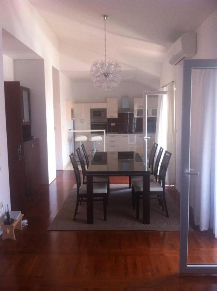Apartments Milka โตรกีร์ ห้อง รูปภาพ