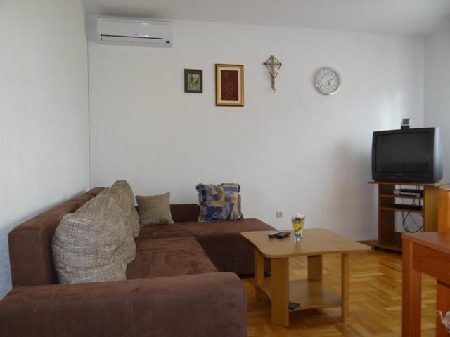 Apartments Milka โตรกีร์ ห้อง รูปภาพ